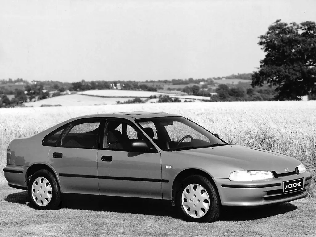 Honda Accord (CC7) 5 поколение, седан (08.1993 - 01.1996)